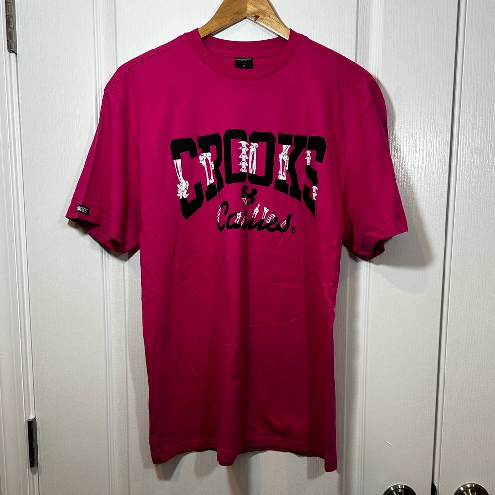 Crooks & Castles Fuchsia Tee with Graphic